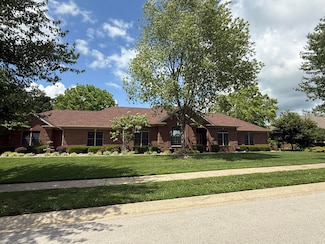 1404 Clubhouse Ln, Mount Sterling, KY 40353