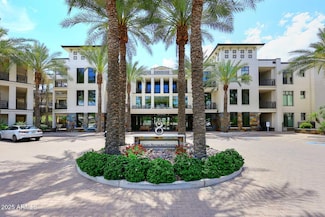 8 Biltmore Estates Dr Unit 301, Phoenix, AZ 85016