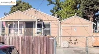 9820 B St, Oakland, CA 94603