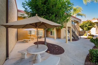 1787 Bayview Heights Dr Unit 73, San Diego, CA 92105