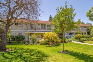 829 Via Alhambra Unit Q, Laguna Woods, CA 92637