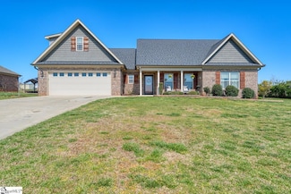 927 Love Springs Rd, Cowpens, SC 29330