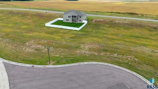 7 S Dianne St, Crooks, SD 57020