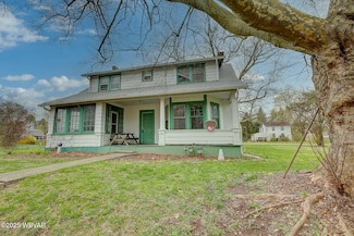138 E Mechanic St, Muncy, PA 17756