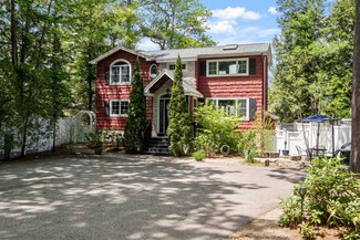 239 Dockham Shore Rd, Gilford, NH 03249