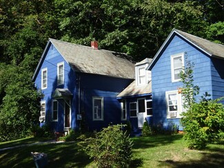 25 Spring St, Hinsdale, NH 03451