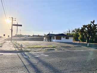 15720 Mojave Dr, Victorville, CA 92394