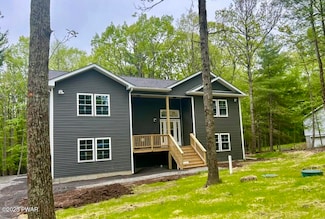 170 Hawthorne Dr, Milford, PA 18337