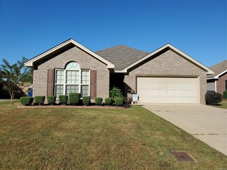 177 King Cotton Ln, Wetumpka, AL 36092