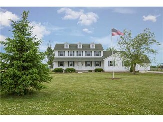 13909 Sylvania Ave, Berkey, OH 43504