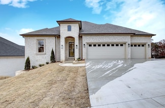 173 Maumelle Valley Dr, Maumelle, AR 72113