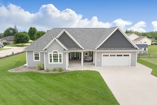 1425 Water Tower Place NE, Owatonna, MN 55060