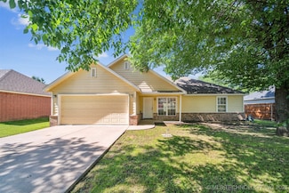 539 W Cherokee St, Sperry, OK 74073