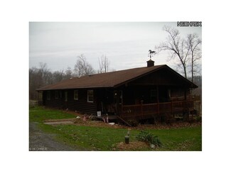 5569 Harwalk Rd NW, Strasburg, OH 44680