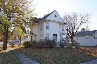1032 Walnut St, Osage, IA 50461