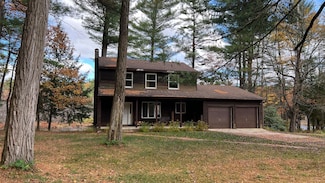 94 Kent Falls Rd, Morrisonville, NY 12962