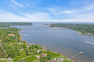 820 Navesink River Rd, Rumson, NJ 07760