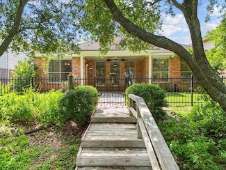 1707 Roaring Springs Ln, Seabrook, TX 77586