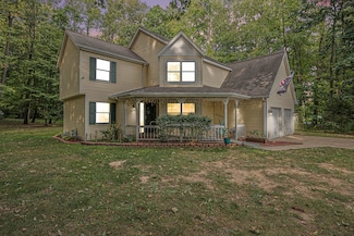 17070 Cherokee Trail, Three Rivers, MI 49093