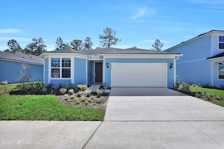 2425 Glade Ln, Green Cove Springs, FL 32043