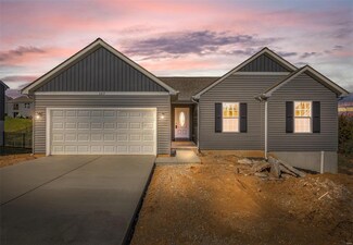 107 Cedar Heights, Festus, MO 63028