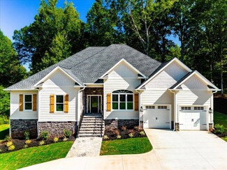 3023 English Cottage Way, Boiling Springs, SC 29316
