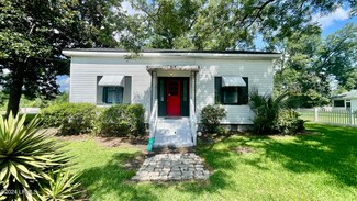 375 Johnston Ave, Estill, SC 29918