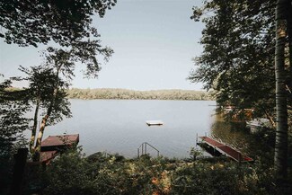 69 Shore Dr, Nottingham, NH 03290