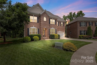 1830 Alden Oaks Ln, Charlotte, NC 28270