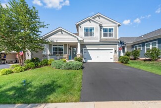 702 Elizabeth St, Elburn, IL 60119