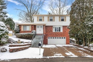 2 South Ct, Plum, PA 15239