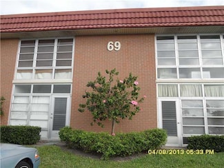 69 Royal Oak Ct Unit 205, Vero Beach, FL 32962