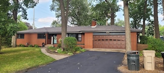 2804 E Rose St, South Bend, IN 46635