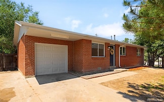 5993 Oneida St, Commerce City, CO 80022