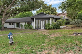 1208 W Red Bird Ln, Dallas, TX 75232