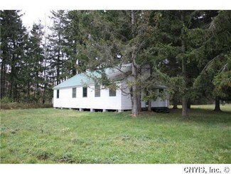 7655 Jefferson Park Rd, Henderson, NY 13650