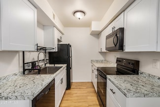 2625 E Indian School Rd Unit 143, Phoenix, AZ 85016