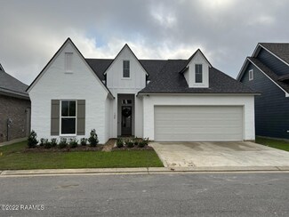 104 Harvest Creek Ln, Lafayette, LA 70508