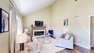 180 Fairway Woods Dr, Ozark, AL 36360