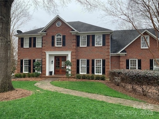 905 Mangionne Dr, Matthews, NC 28105