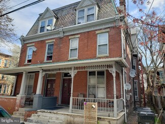 1529 Green St, Harrisburg, PA 17102