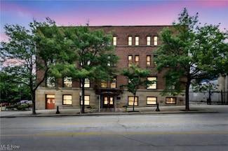 1133 W 9th St Unit 412, Cleveland, OH 44113