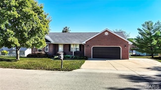 1154 Riverwoods Dr, Desloge, MO 63628