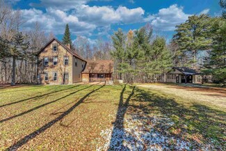 59 Other End Rd, Bethlehem, NH 03574