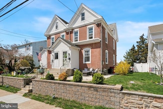 127 Park Ave, Jenkintown, PA 19046