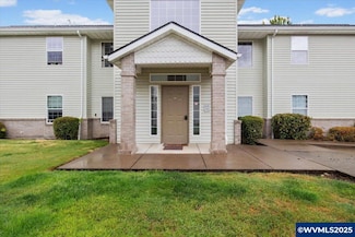 42 Weldwood Dr Unit A2, Lebanon, OR 97355