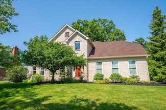6733 Man o War Ln, Mason, OH 45040