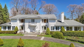 14 Lakeside Dr, Rye, NY 10580