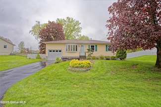 20 Lori Ln, Latham, NY 12110