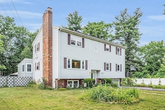 79 8th St, Tewksbury, MA 01876